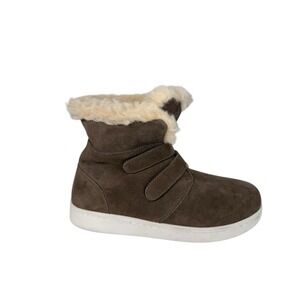 Bearpaw Ankle Brown Suede Boots Women's Size 7 No Box